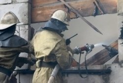 Спасатели МЧС России ликвидировали пожар в частном жилом доме в Прокопьевском МО